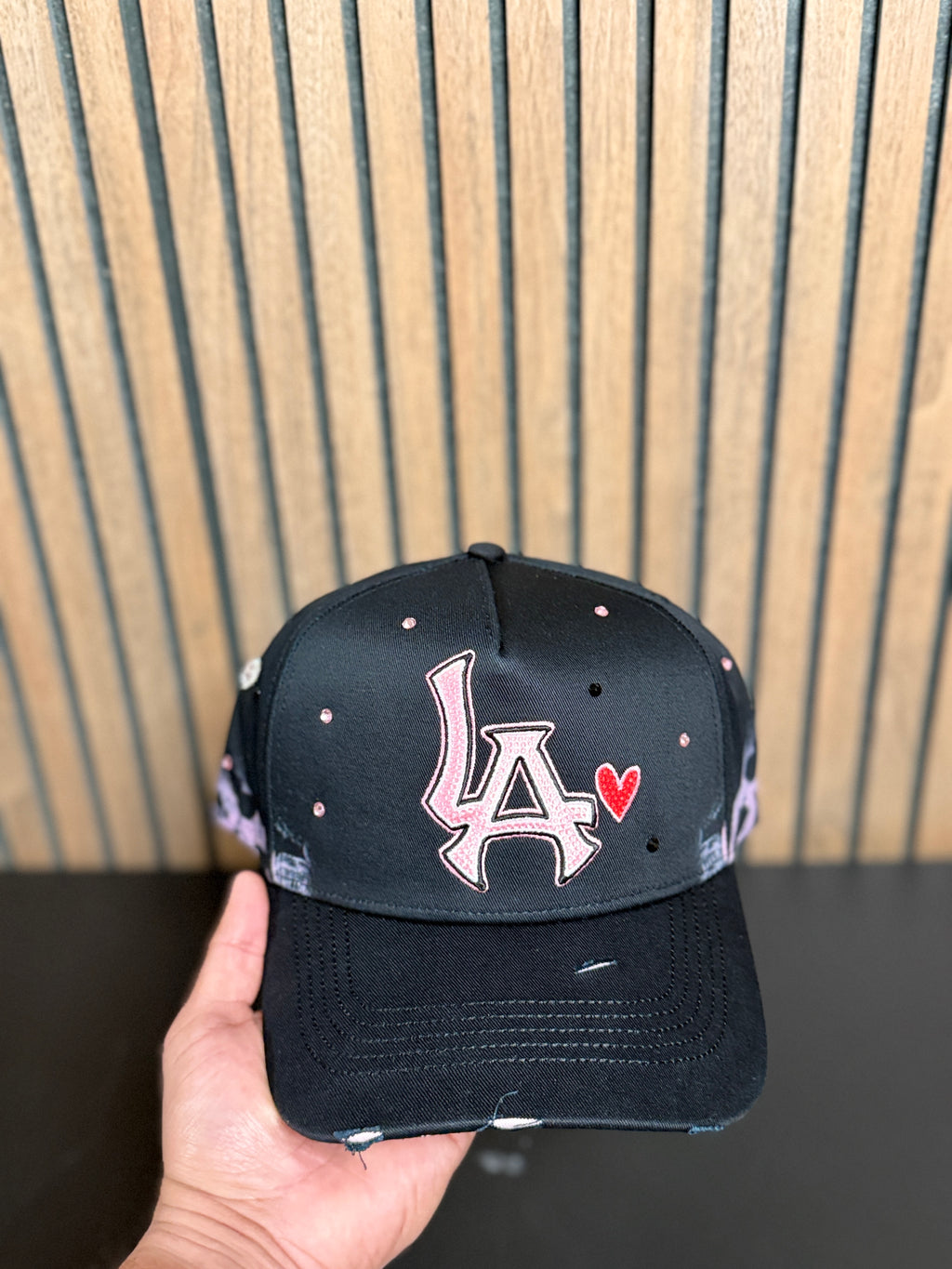 31 HATS SWEETHEARTS LA