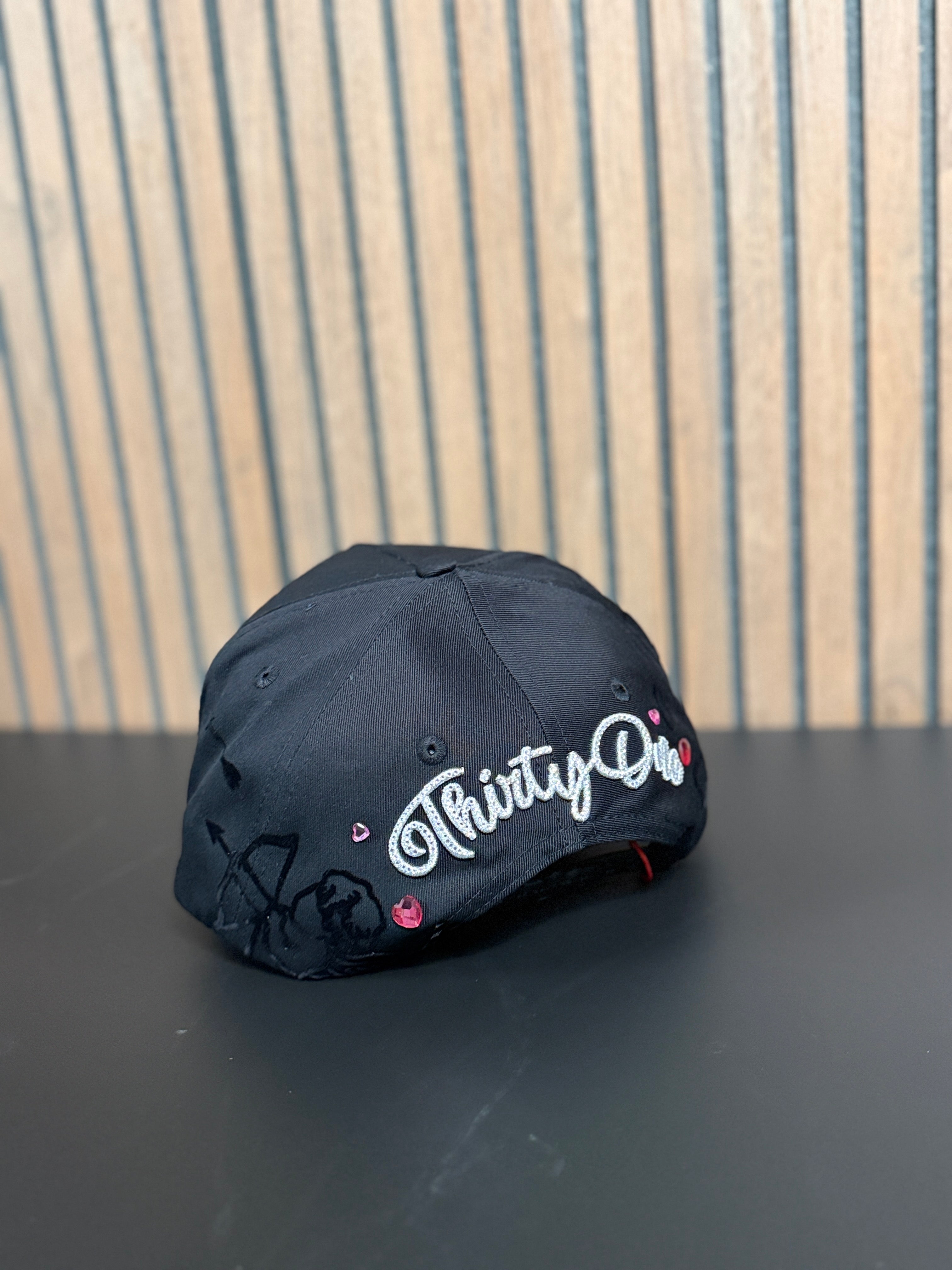 31 HATS NY LOVESTRUCK VALENTINES DROP