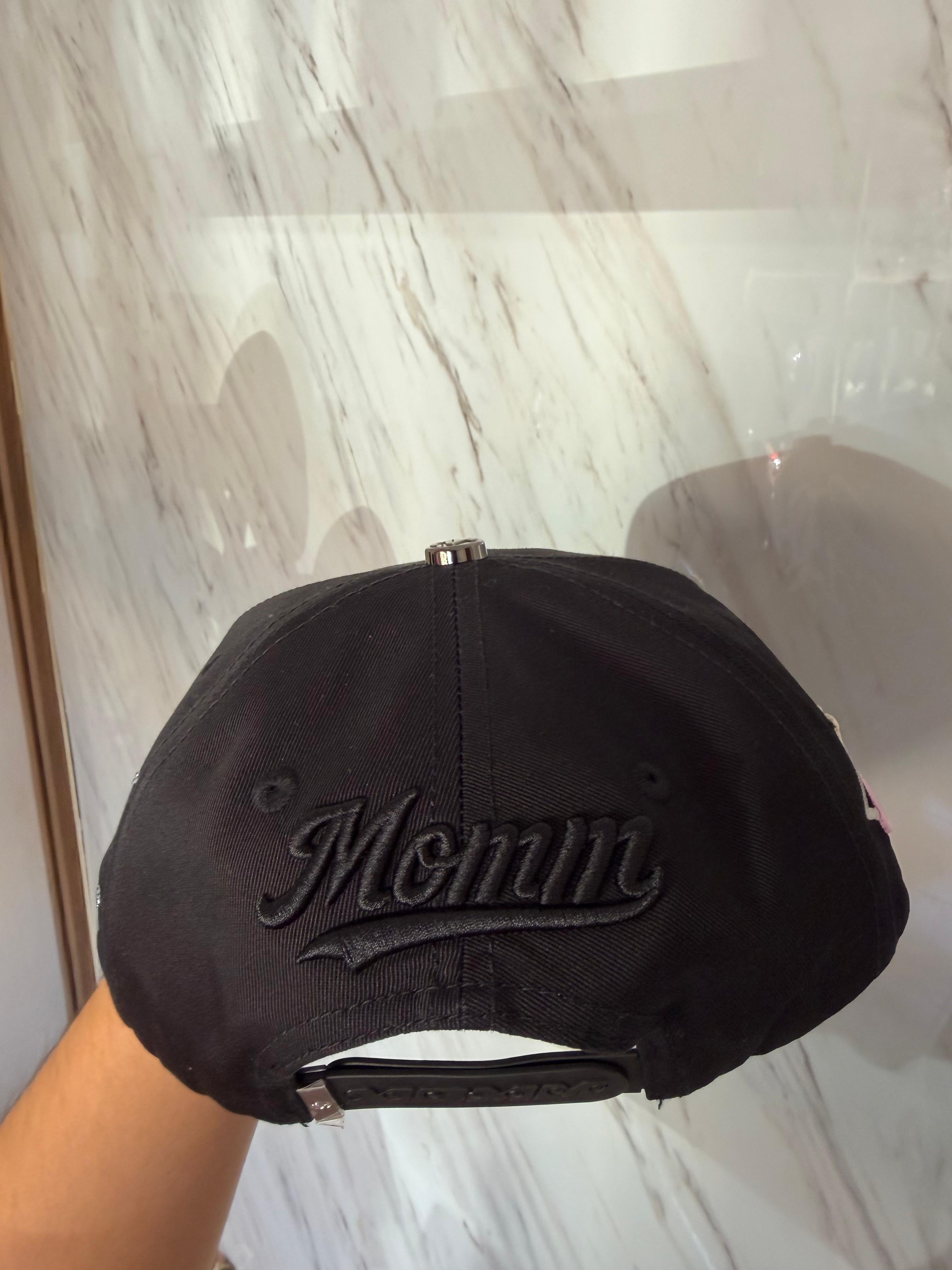 MOMM Los Angeles. B&P