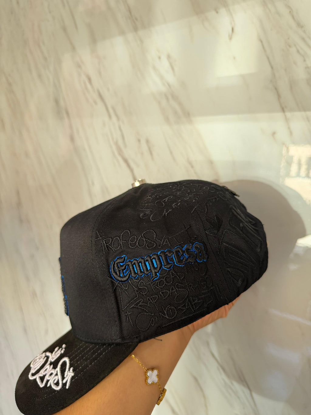 TOTO CAPS X ONDGAS LA
